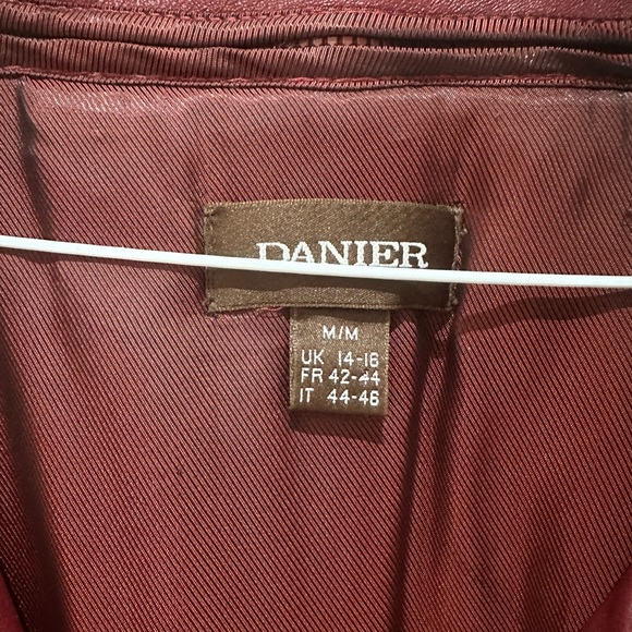Vintage red/maroon Danier genuine leather jacket - Picture 3 of 5